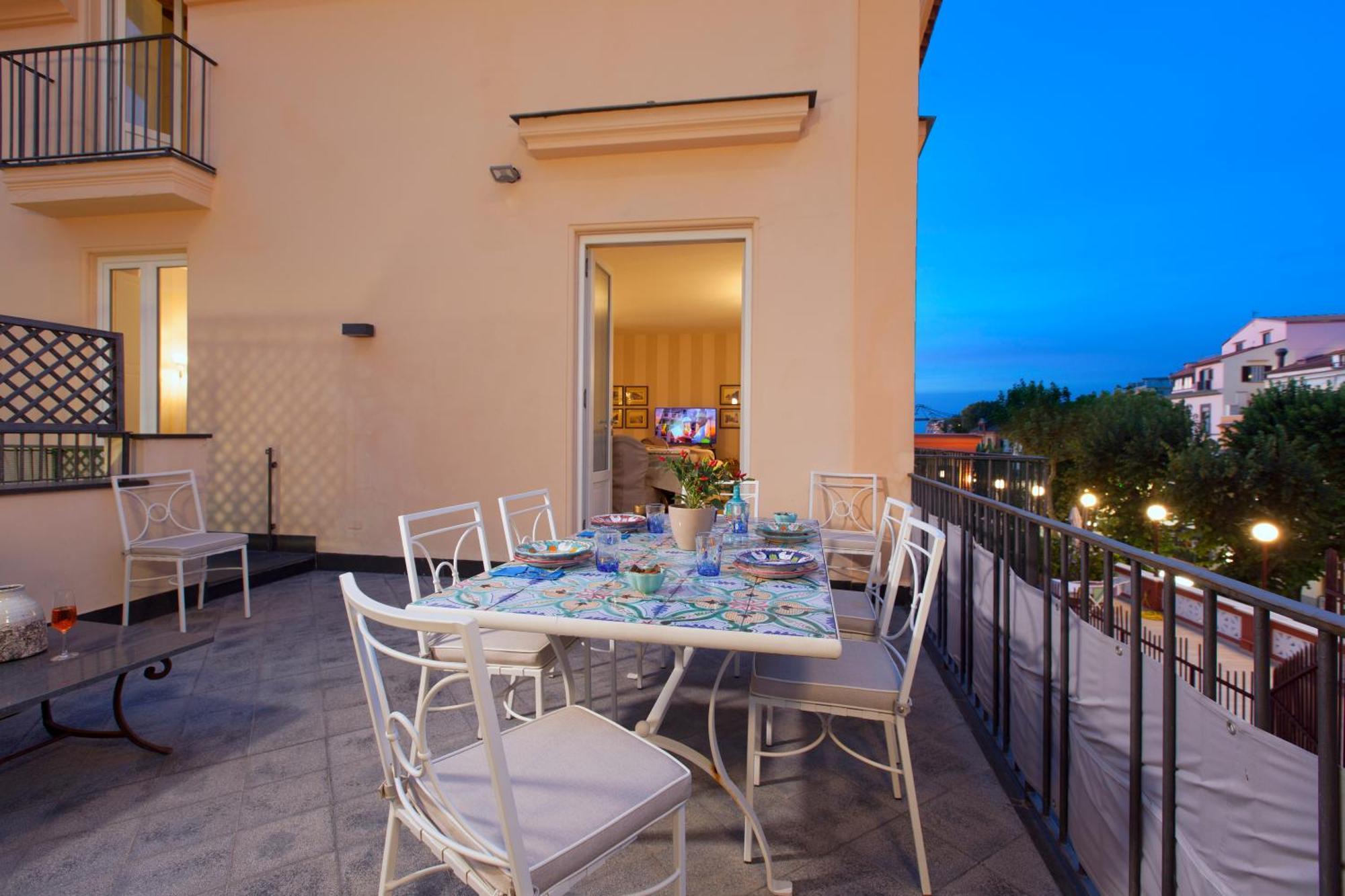 Amore Rentals - Appartamento Terrazza Tasso Península Sorrentina Exterior foto